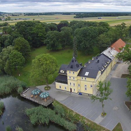 Palac Lucja Bb Zakrzów Buitenkant foto