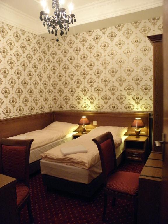 Palac Lucja Bb Zakrzów Kamer foto